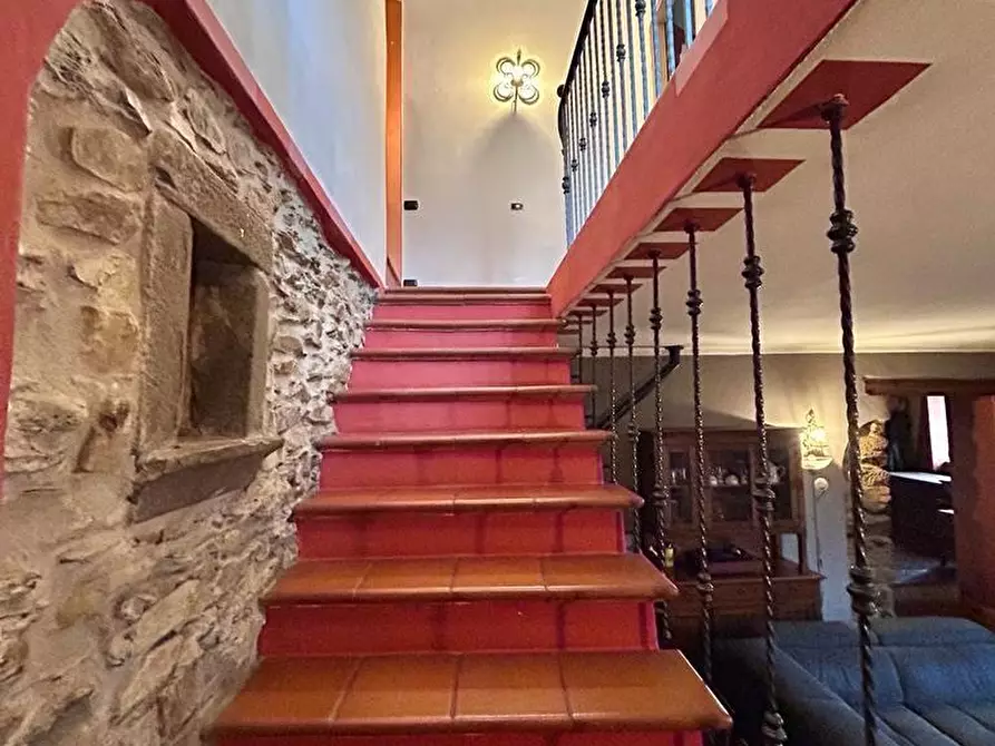 Immagine 3 di Casa indipendente in vendita  a Fivizzano