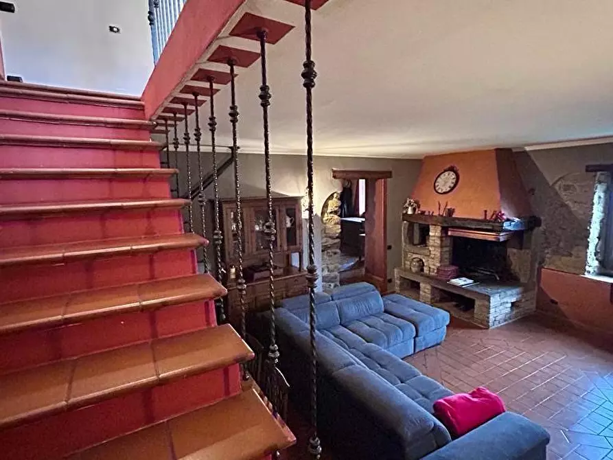 Immagine 6 di Casa indipendente in vendita  a Fivizzano