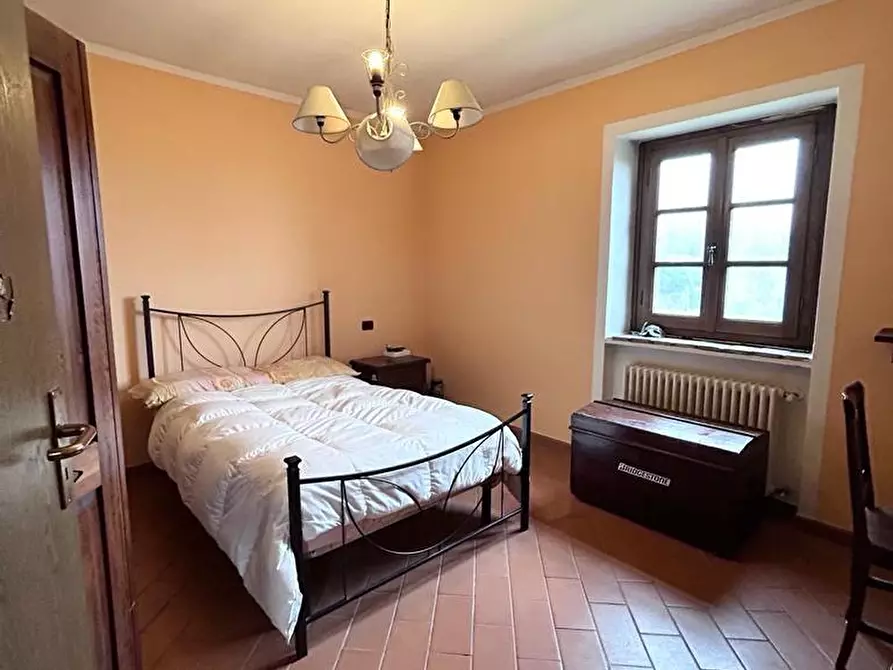 Immagine 15 di Casa indipendente in vendita  a Fivizzano