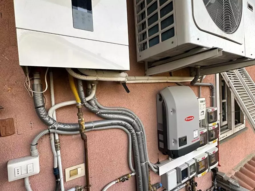 Immagine 44 di Villetta a schiera in vendita  a Massa