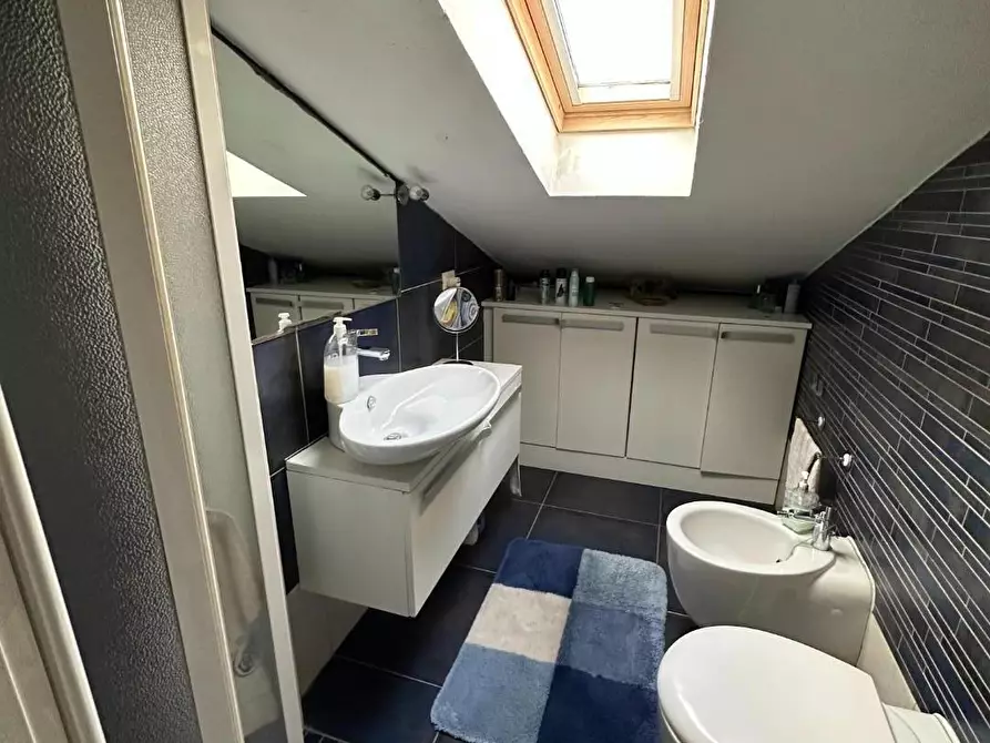 Immagine 41 di Villetta a schiera in vendita  a Massa