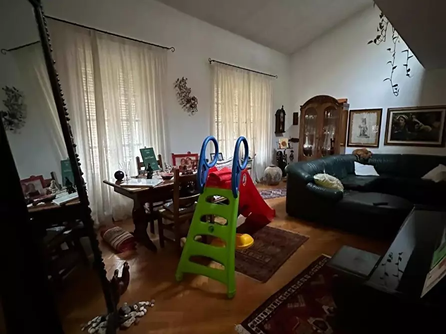 Immagine 11 di Villetta a schiera in vendita  a Massa