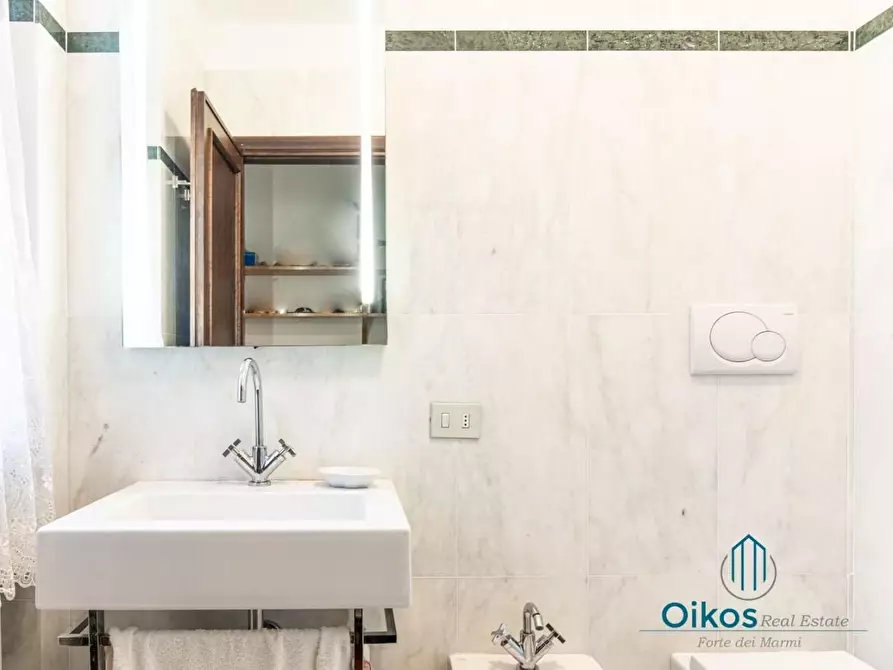 Immagine 20 di Villa in affitto  a Forte Dei Marmi