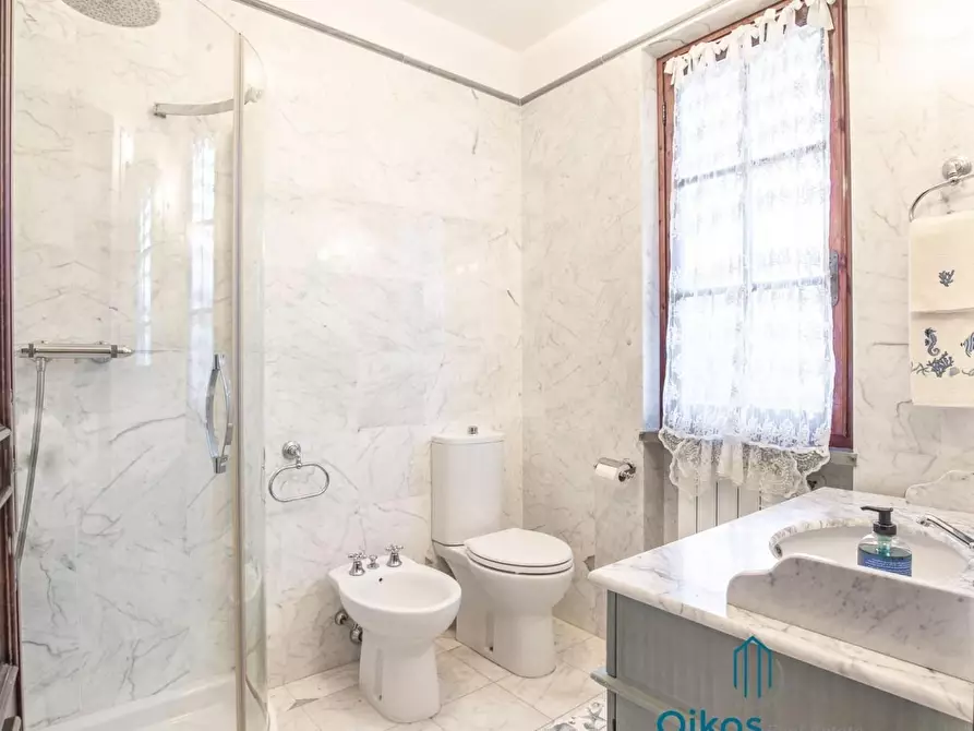 Immagine 21 di Villa in affitto  a Forte Dei Marmi