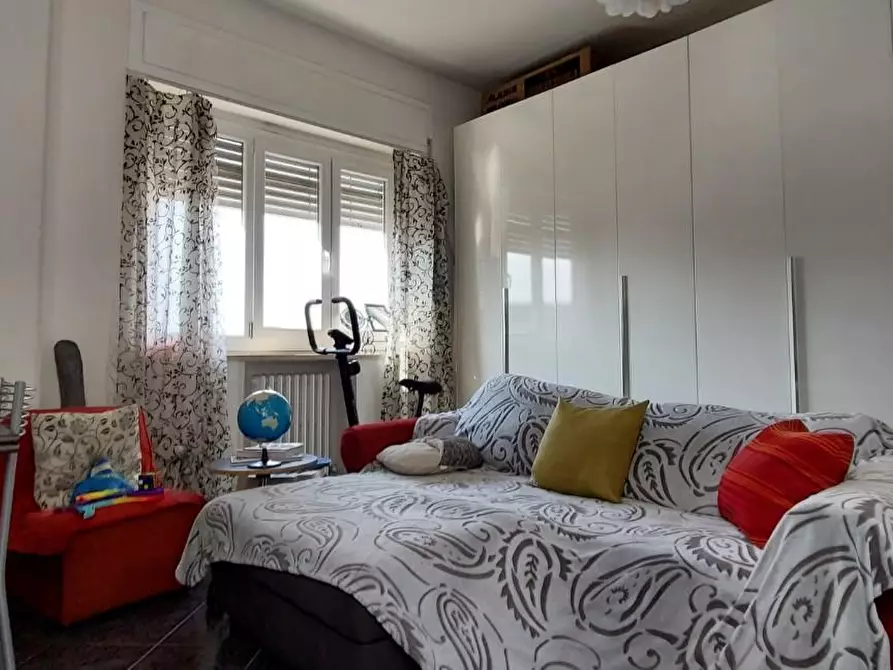 Immagine 9 di Appartamento in vendita  a Massa