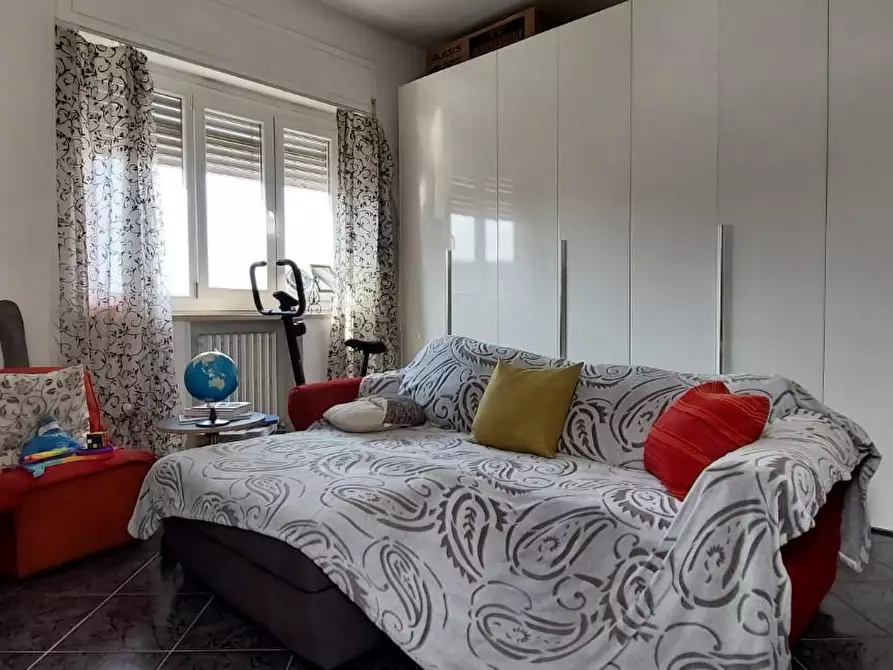 Immagine 10 di Appartamento in vendita  a Massa