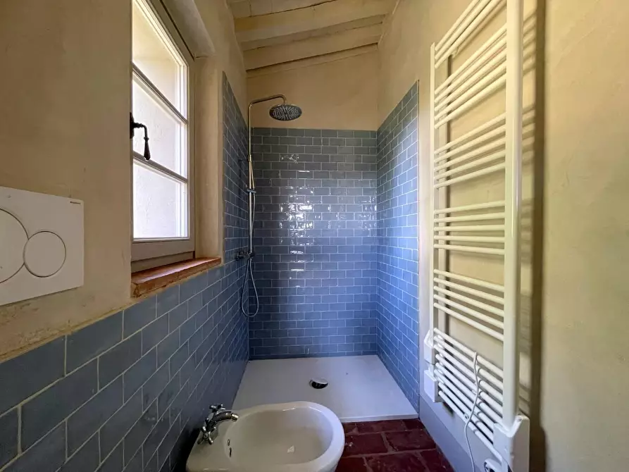 Immagine 15 di Casa indipendente in vendita  a Camaiore