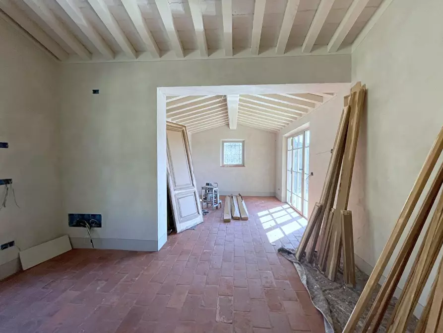 Immagine 7 di Casa indipendente in vendita  a Camaiore