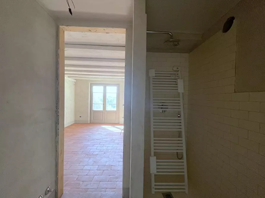 Immagine 21 di Casa indipendente in vendita  a Camaiore