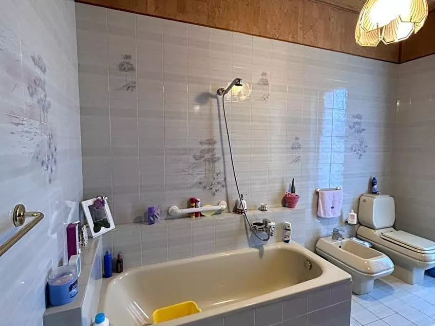 Immagine 6 di Casa indipendente in vendita  a Licciana Nardi