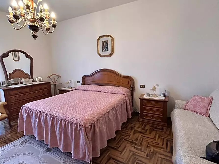Immagine 2 di Casa indipendente in vendita  a Licciana Nardi