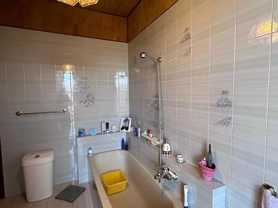 Immagine 9 di Casa indipendente in vendita  a Licciana Nardi