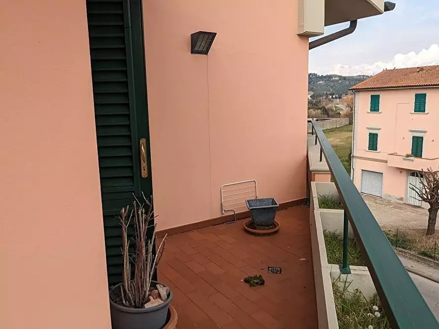 Immagine 32 di Mansarda in vendita  a Empoli