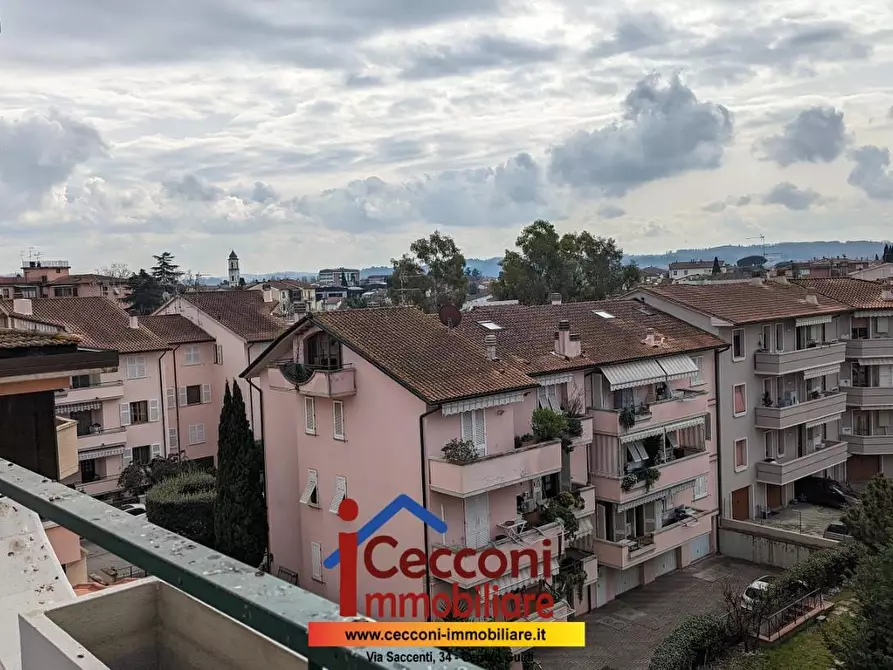 Immagine 30 di Mansarda in vendita  a Empoli