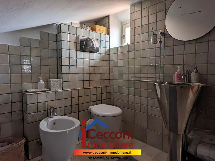 Immagine 26 di Mansarda in vendita  a Empoli