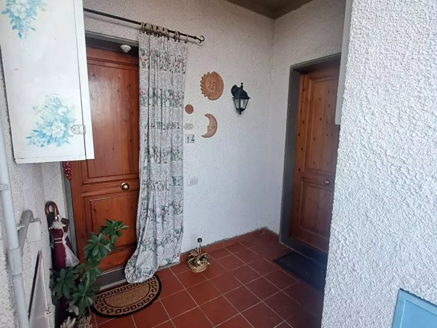 Immagine 11 di Appartamento in vendita  a Seravezza