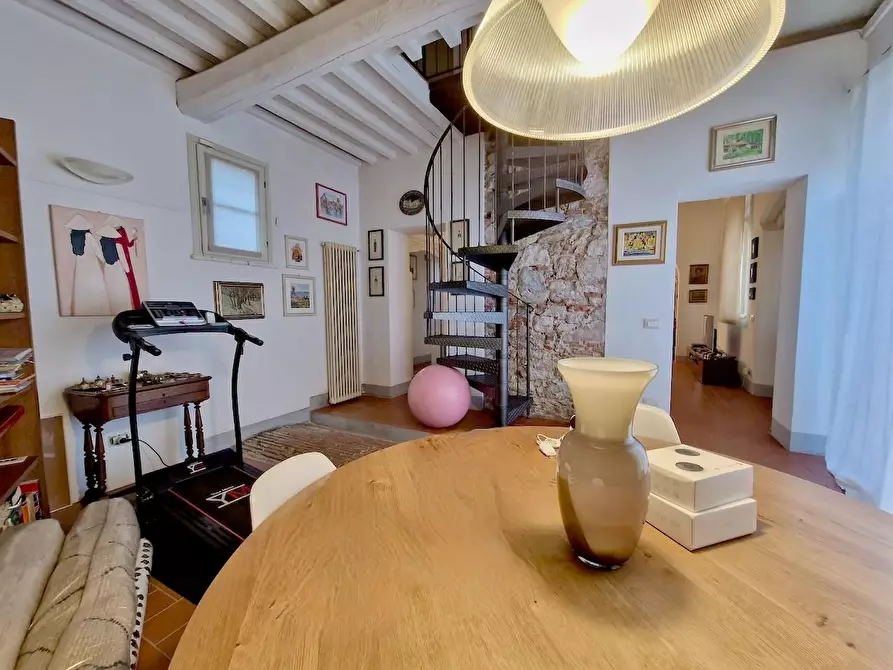 Immagine 26 di Villa in vendita  a San Giuliano Terme