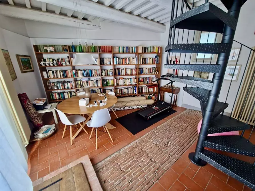 Immagine 25 di Villa in vendita  a San Giuliano Terme