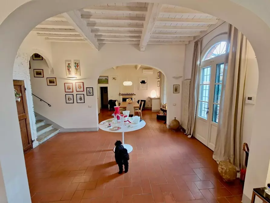 Immagine 10 di Villa in vendita  a San Giuliano Terme