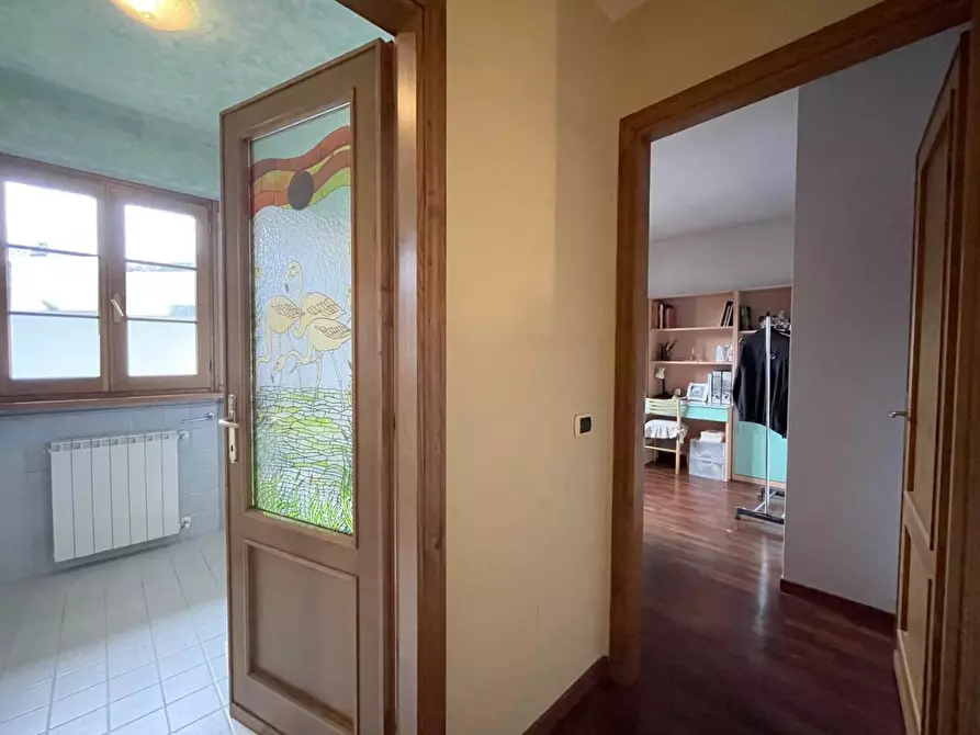 Immagine 21 di Casa indipendente in vendita  a Camaiore