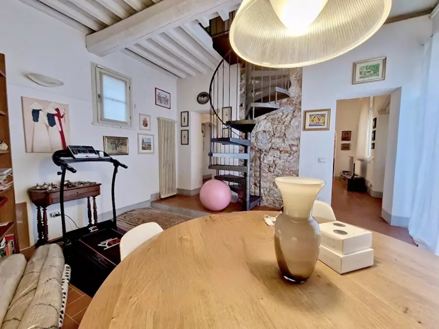 Immagine 38 di Villa in vendita  a San Giuliano Terme