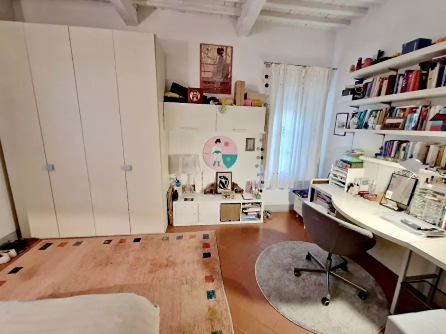 Immagine 36 di Villa in vendita  a San Giuliano Terme