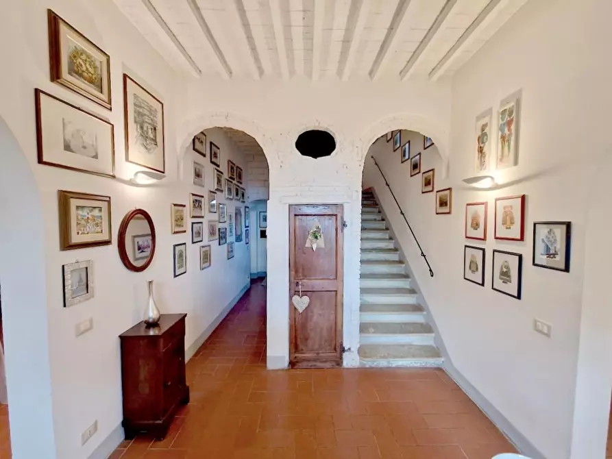 Immagine 30 di Villa in vendita  a San Giuliano Terme