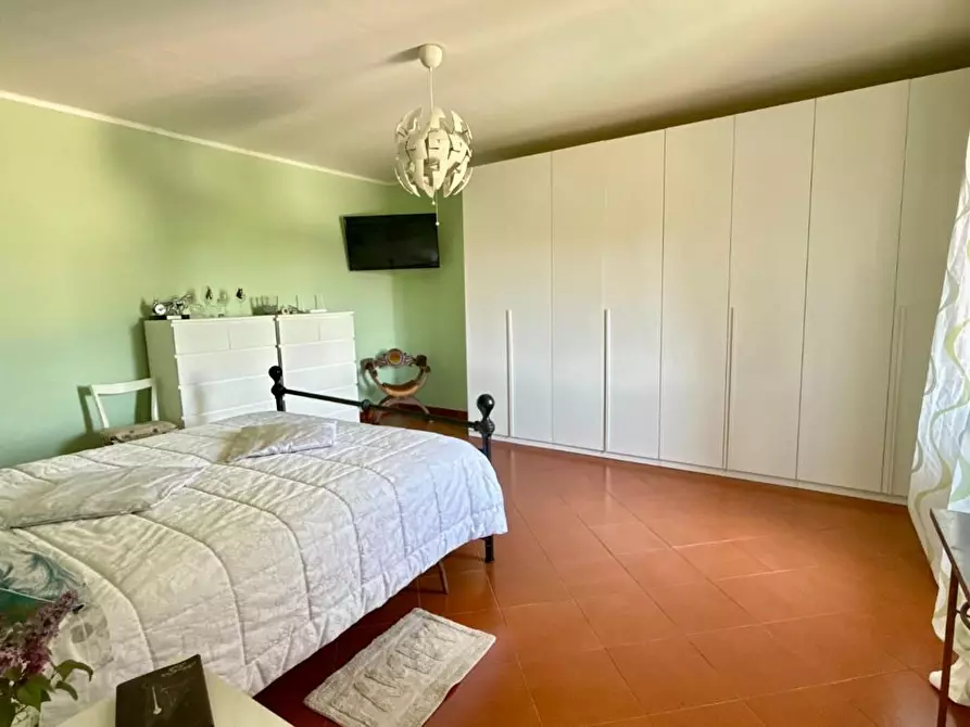 Immagine 38 di Rustico / casale in vendita  a Vicopisano