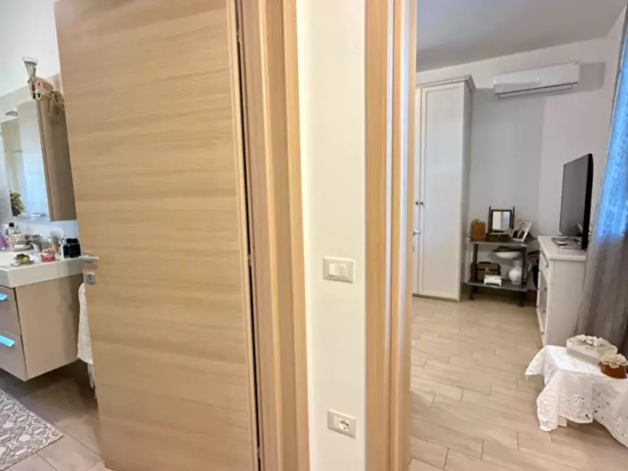 Immagine 17 di Rustico / casale in vendita  a Vicopisano