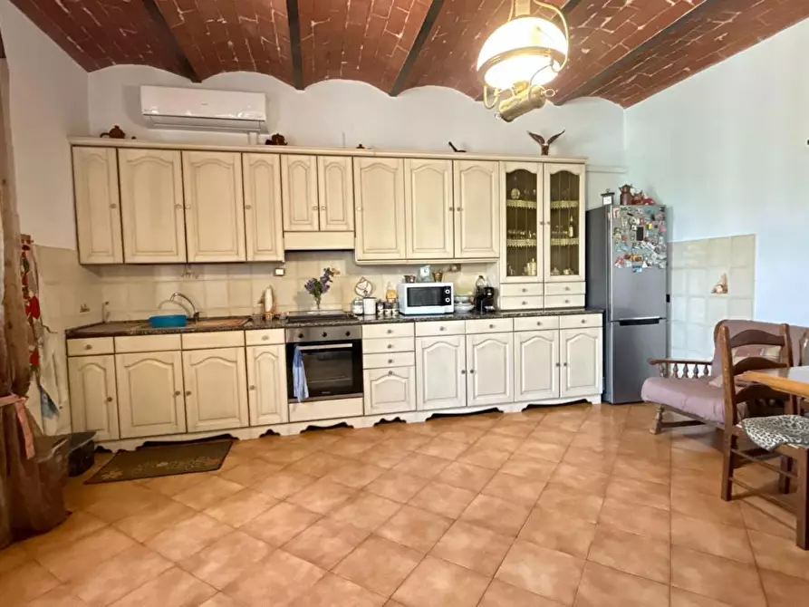 Immagine 10 di Rustico / casale in vendita  a Vicopisano