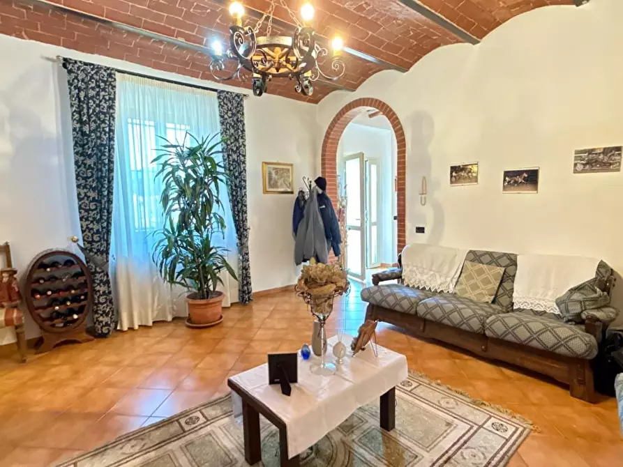 Immagine 22 di Rustico / casale in vendita  a Vicopisano