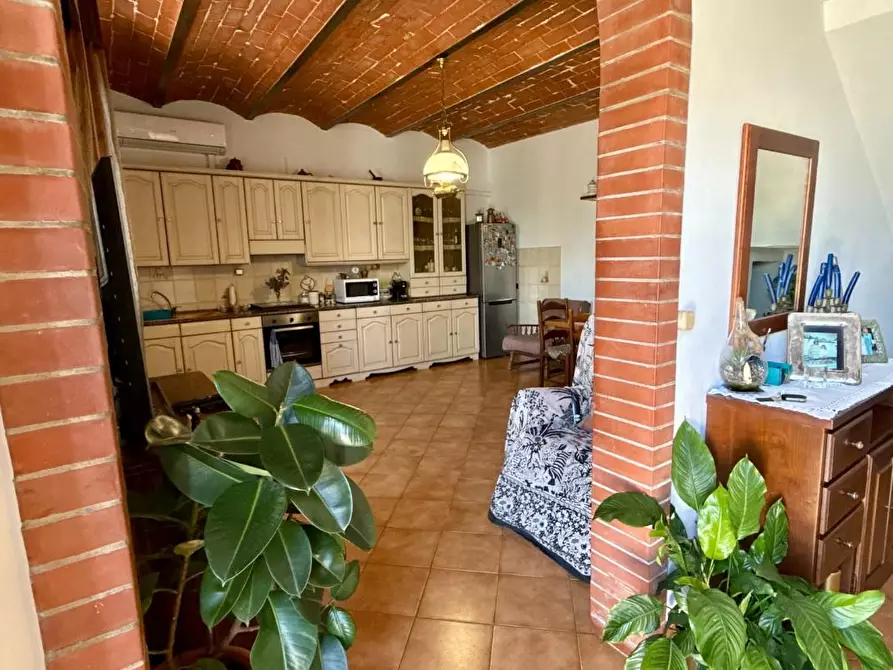 Immagine 8 di Rustico / casale in vendita  a Vicopisano