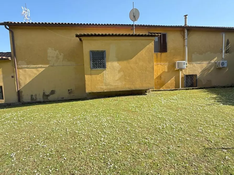 Immagine 45 di Rustico / casale in vendita  a Vicopisano