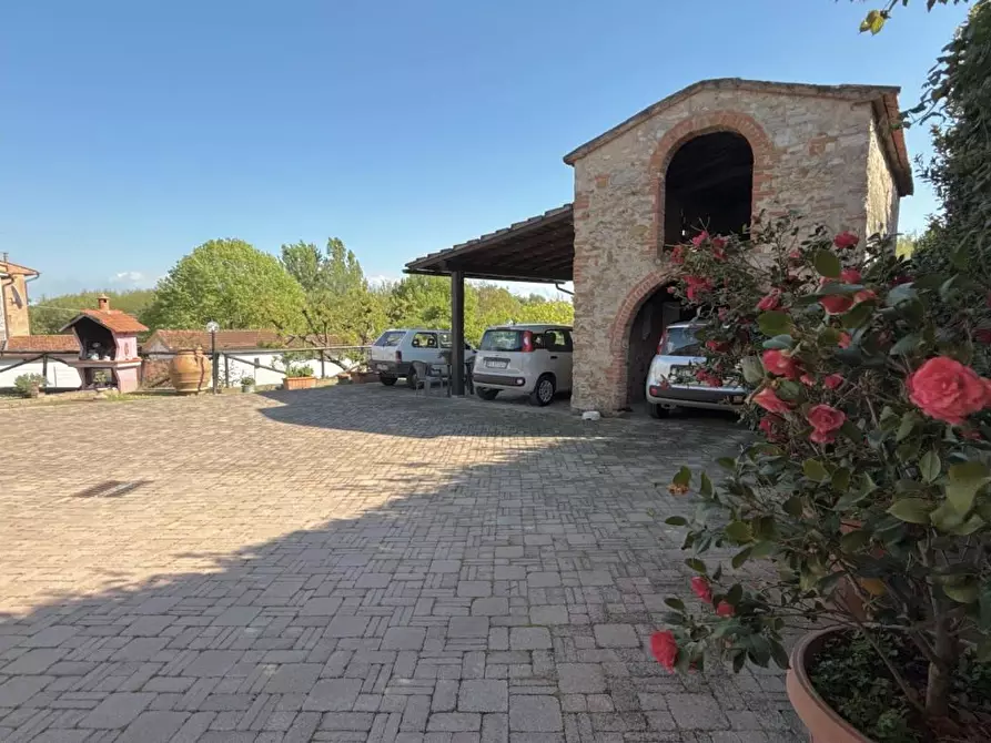 Immagine 47 di Rustico / casale in vendita  a Vicopisano