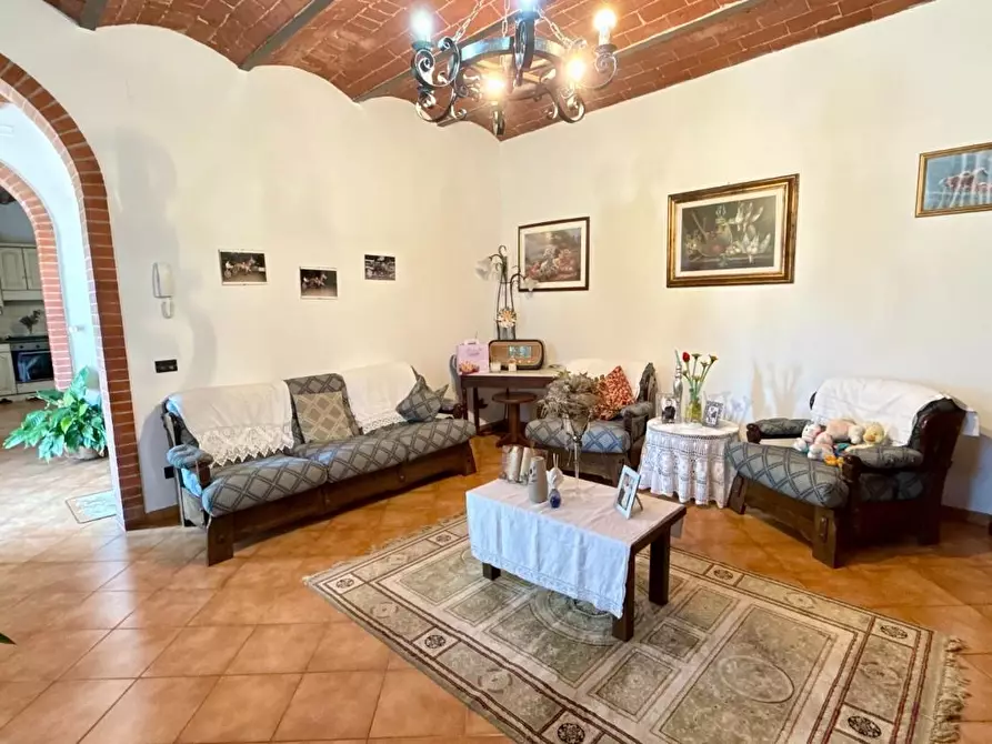 Immagine 15 di Rustico / casale in vendita  a Vicopisano