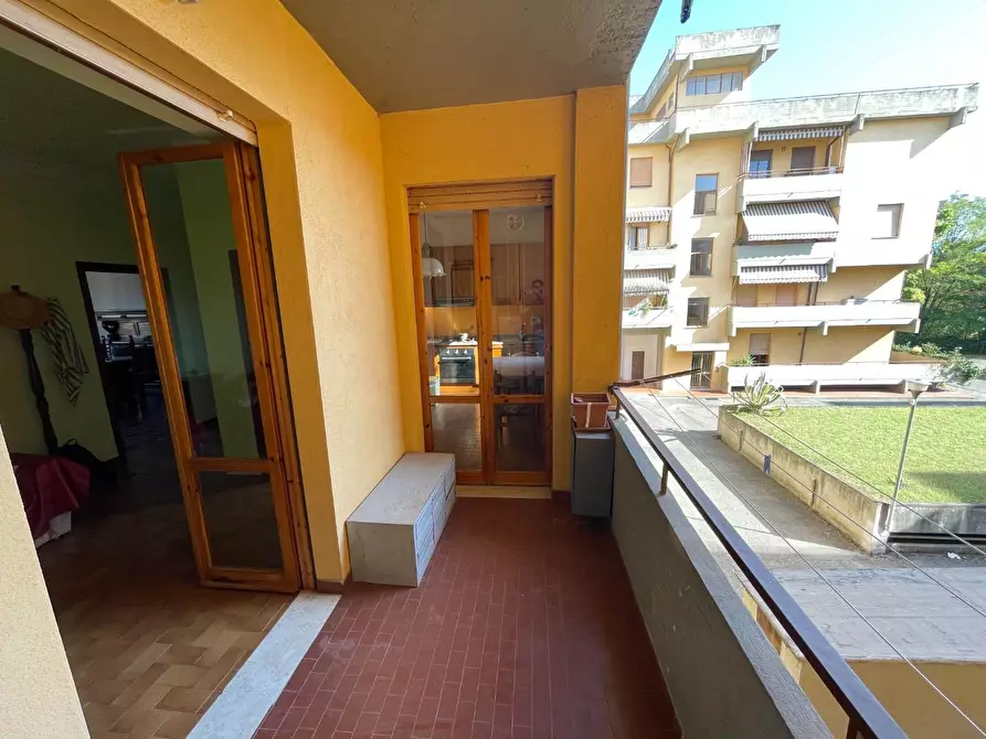 Immagine 17 di Appartamento in vendita  a Colle Di Val D'elsa