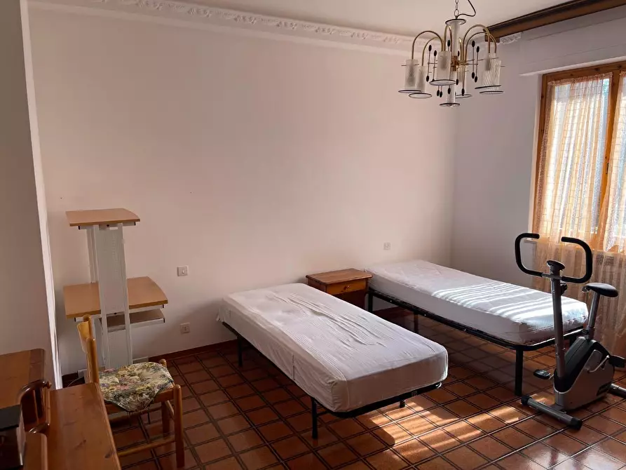 Immagine 5 di Appartamento in vendita  a Colle Di Val D'elsa