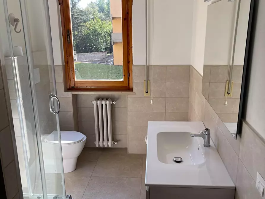 Immagine 12 di Appartamento in vendita  a Colle Di Val D'elsa