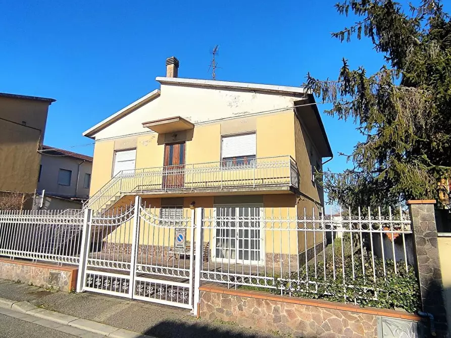 Immagine 1 di Casa indipendente in vendita  a Santa Croce Sull'arno