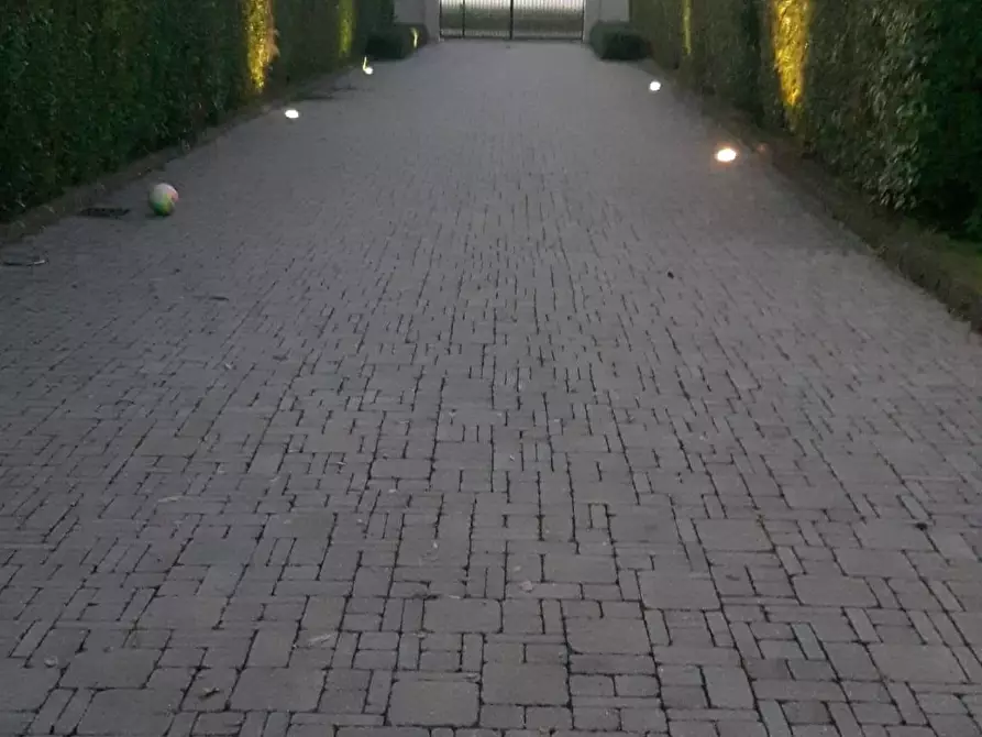 Immagine 10 di Villa in vendita  a Castelfranco Di Sotto