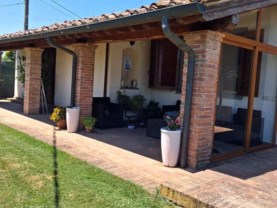 Immagine 3 di Villa in vendita  a Castelfranco Di Sotto