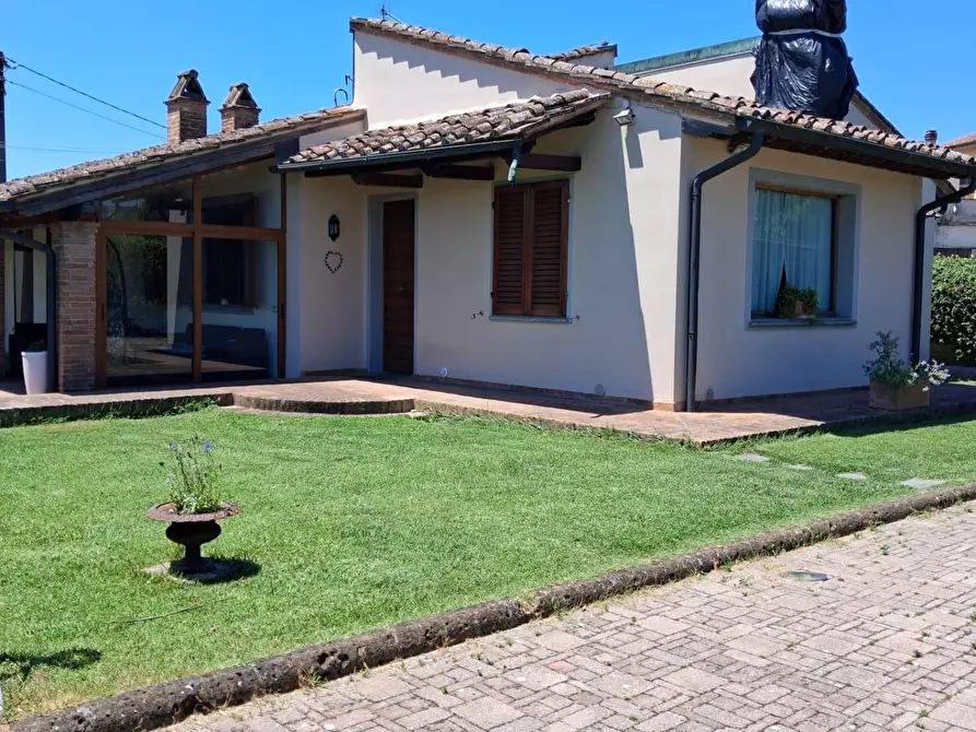 Immagine 4 di Villa in vendita  a Castelfranco Di Sotto