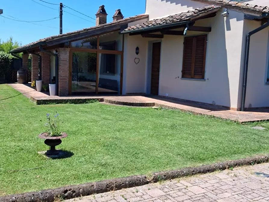 Immagine 25 di Villa in vendita  a Castelfranco Di Sotto