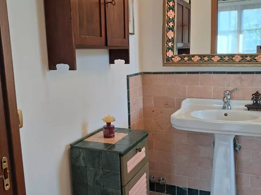 Immagine 36 di Villa in vendita  a Castelfranco Di Sotto