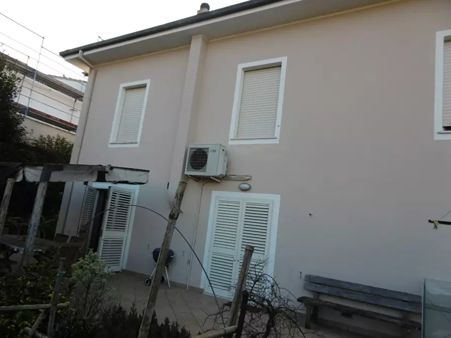 Immagine 10 di Villa in vendita  a Vinci