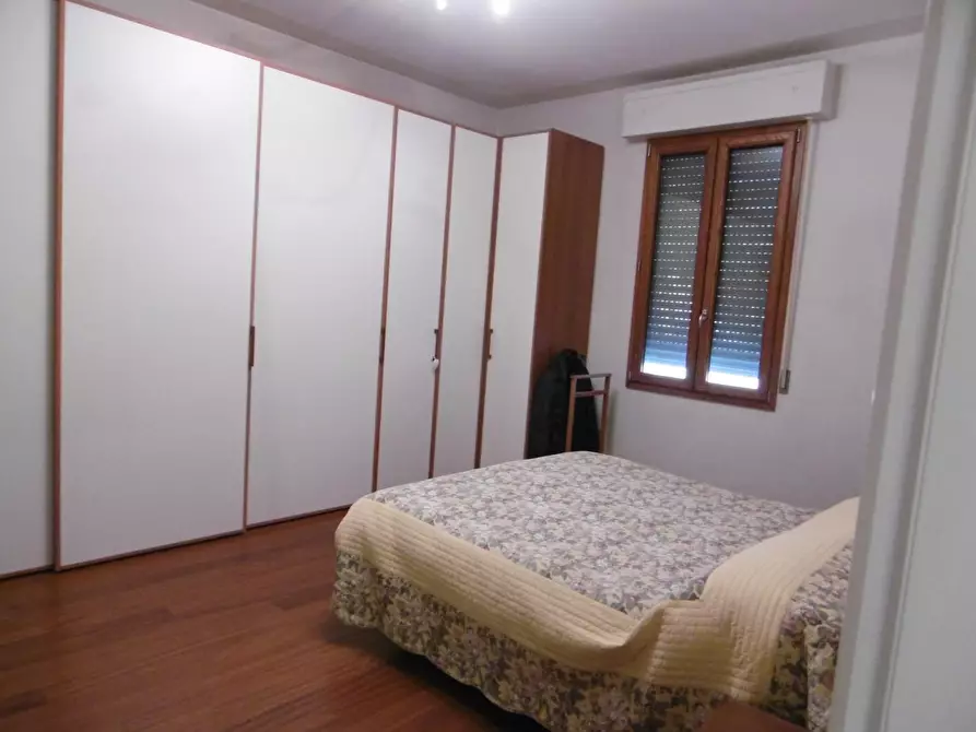 Immagine 4 di Villa in vendita  a Vinci