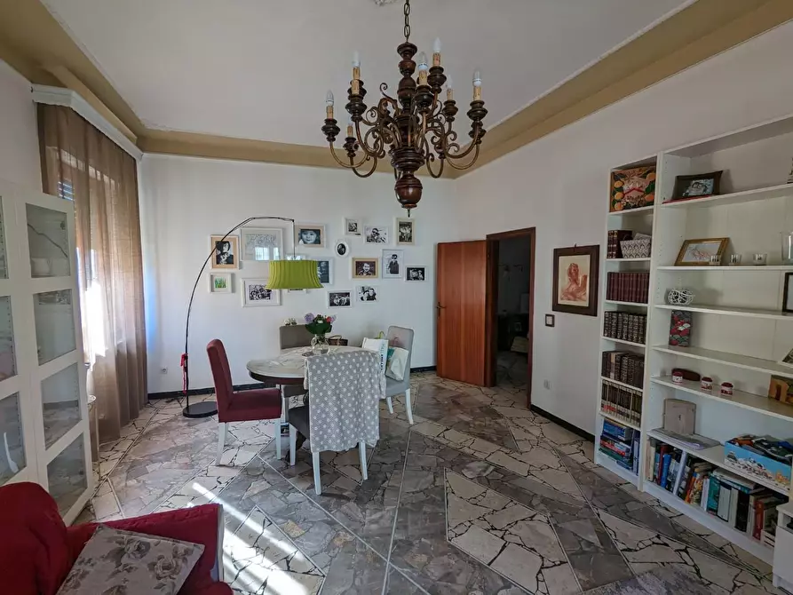 Immagine 2 di Villa in vendita  a Rosignano Marittimo