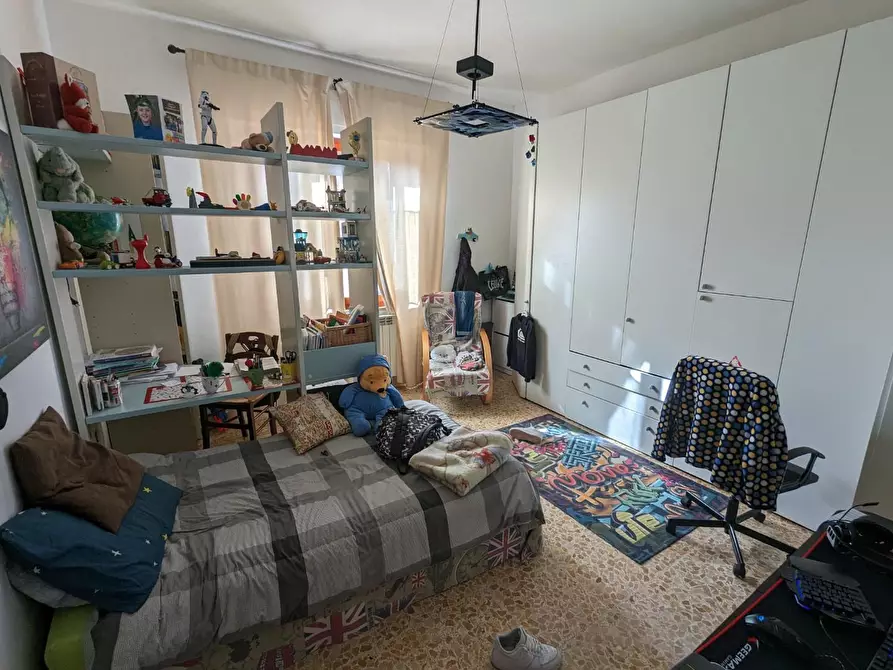 Immagine 5 di Villa in vendita  a Rosignano Marittimo