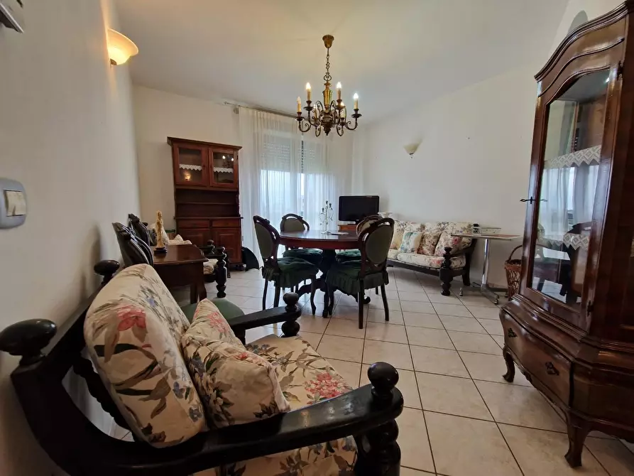 Immagine 16 di Appartamento in vendita  a Rosignano Marittimo