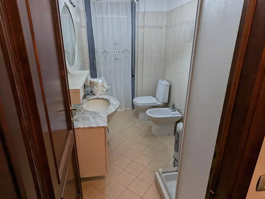 Immagine 9 di Appartamento in vendita  a Rosignano Marittimo